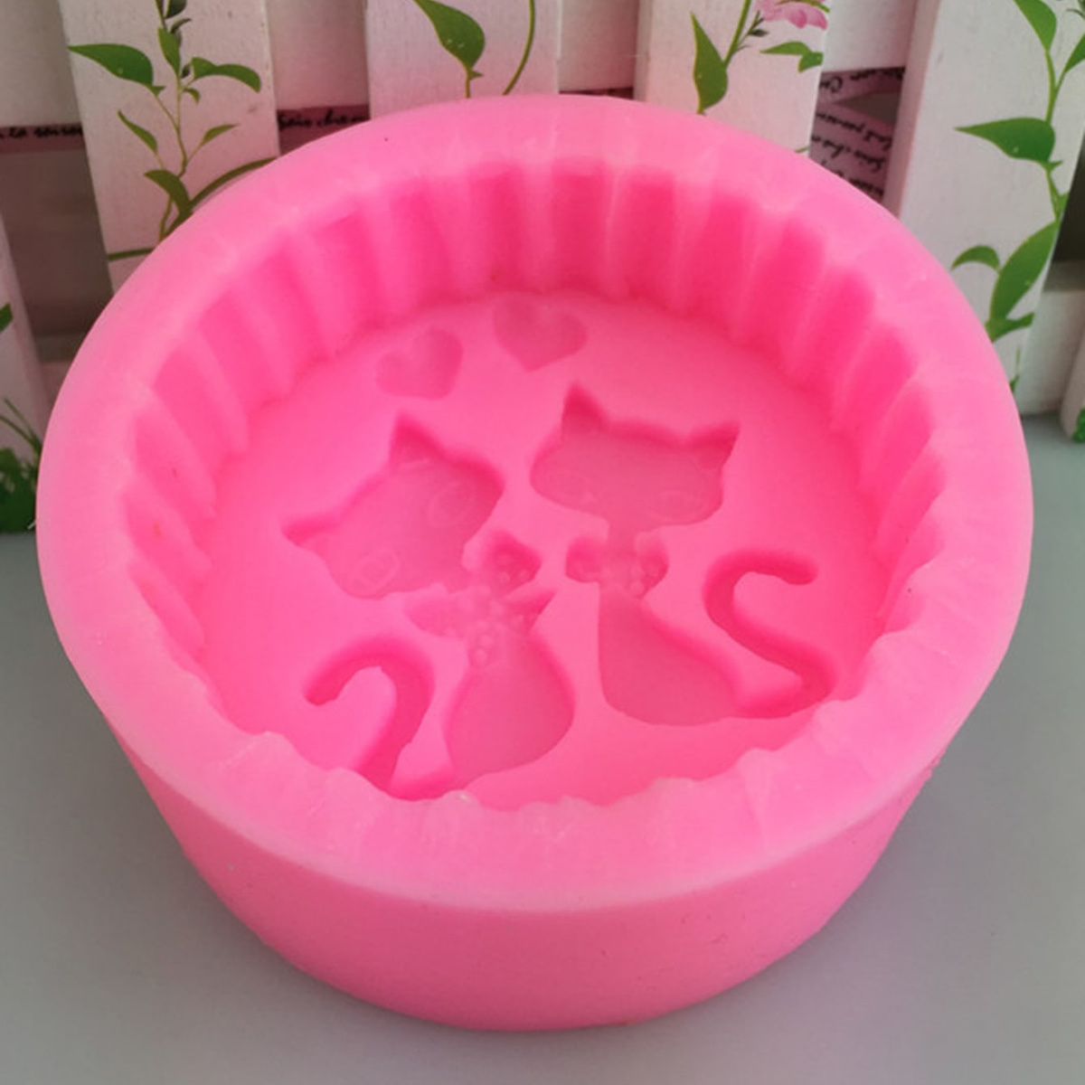 1ピースシリコン製猫型石鹸型 - 丸型DIYキャンドル作成型 - Soap Making Things のレビューと価格