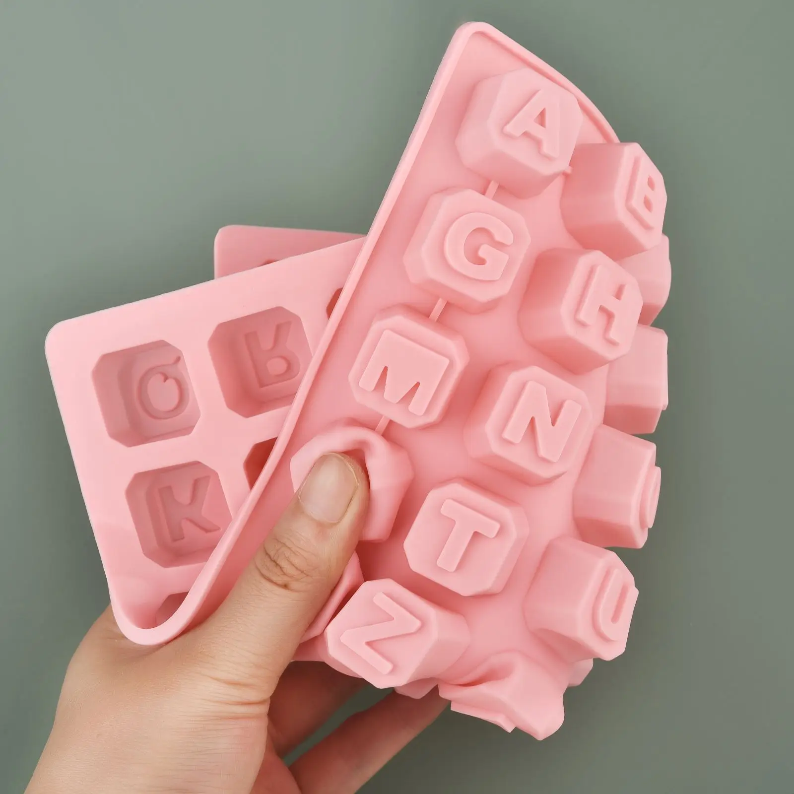 48 文字英語アルファベット文字シリコーン型石鹸型ケーキカッ - Soap Making Oven のレビューと価格
